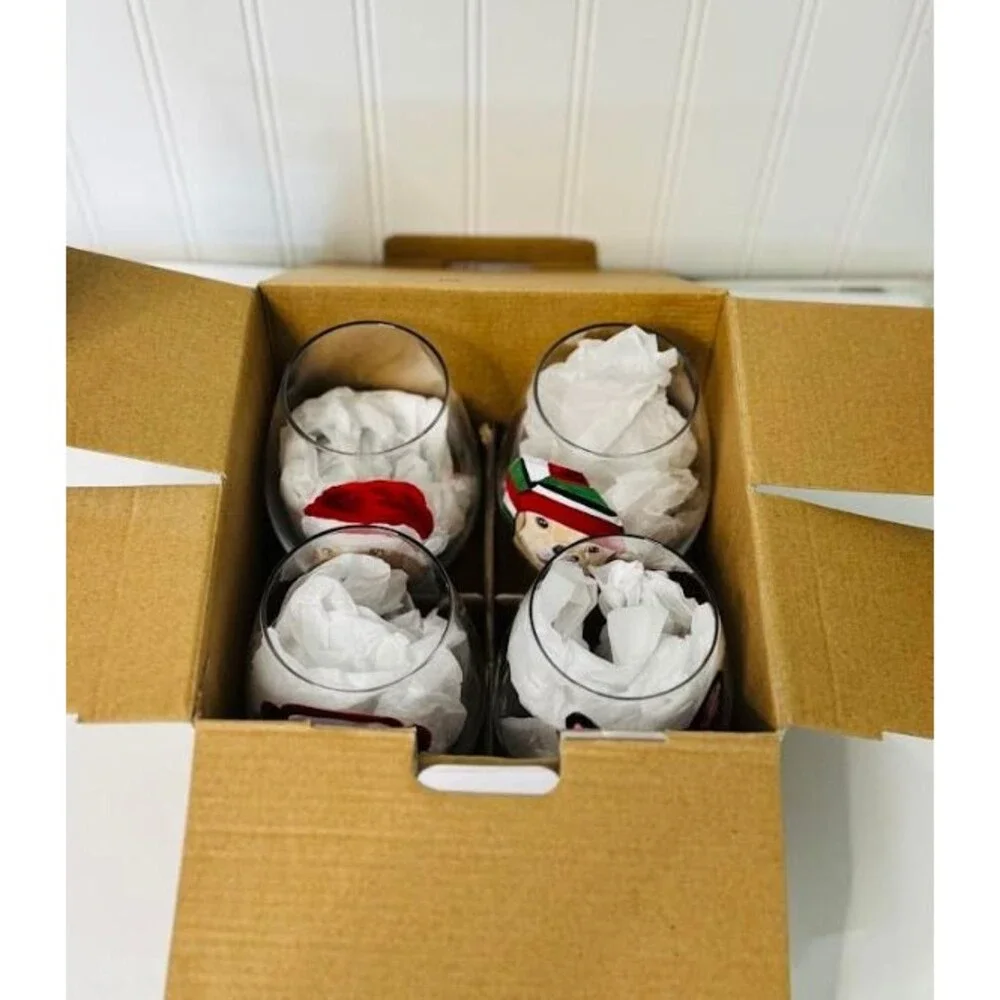 Pier 1 Set Of 4 Christmas Holiday Dogs Stemless Wine Glasses Handpainted NEW